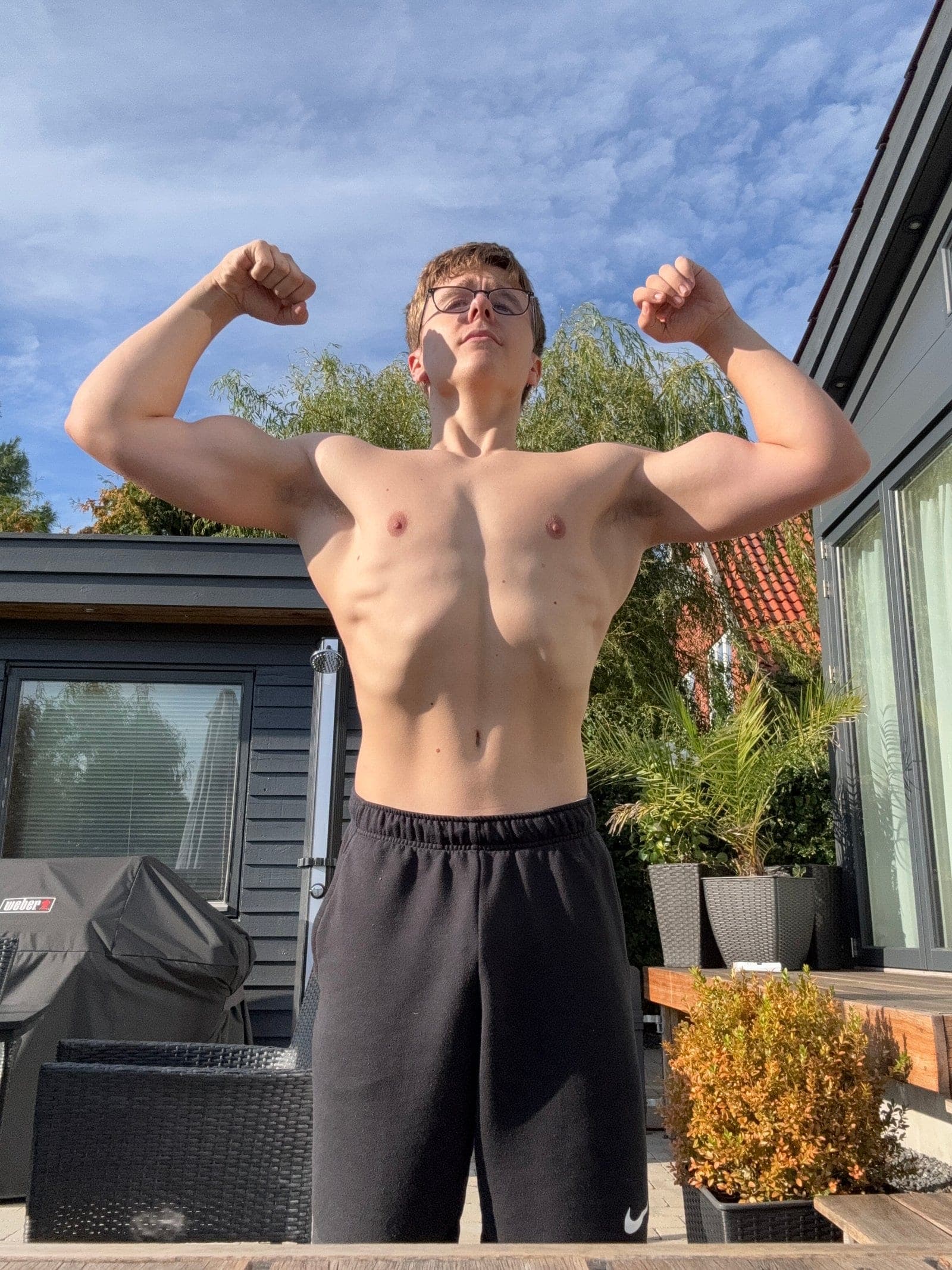 Cut — 17 år · 74 kg · august 2025